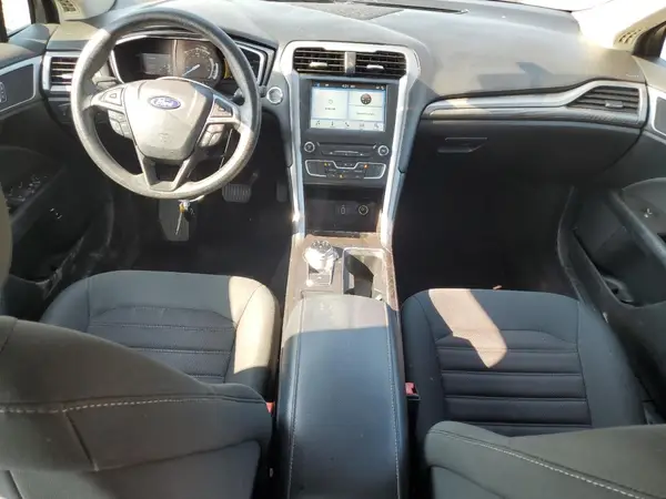 3FA6P0LU4HR240805 2017 FORD FUSION - Image 8
