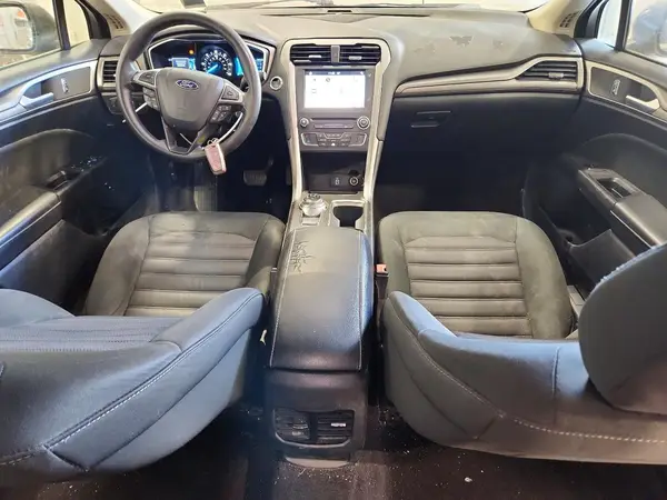 3FA6P0LU4HR250671 2017 FORD FUSION - Image 8
