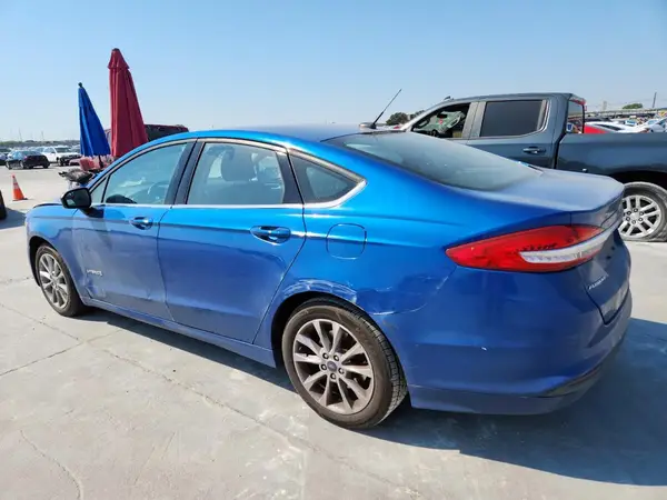 3FA6P0LU4HR256826 2017 FORD FUSION - Image 2