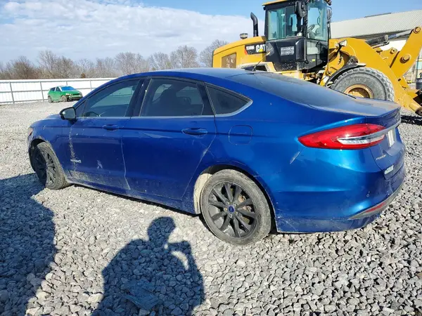 3FA6P0LU4HR257751 2017 FORD FUSION - Image 2