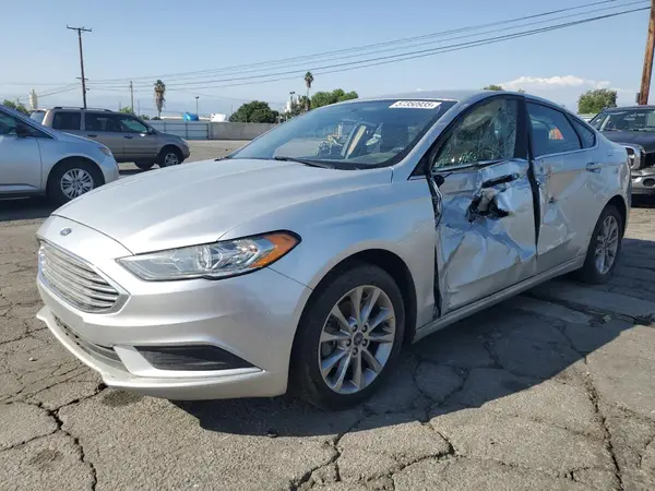 3FA6P0LU4HR266126 2017 FORD FUSION - Image 1