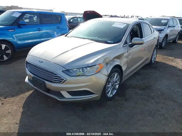 3FA6P0LU4HR285193 2017 FORD FUSION - Image 2