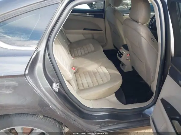 3FA6P0LU4HR301232 2017 FORD FUSION - Image 8