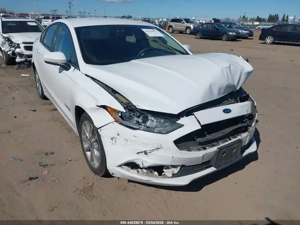 3FA6P0LU4HR301506 2017 FORD FUSION - Image 1