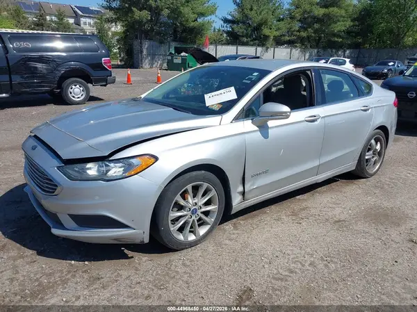 3FA6P0LU4HR302770 2017 FORD FUSION - Image 2