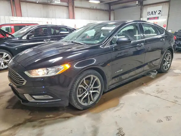 3FA6P0LU4HR324669 2017 FORD FUSION - Image 1