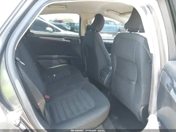 3FA6P0LU4HR355016 2017 FORD FUSION - Image 8
