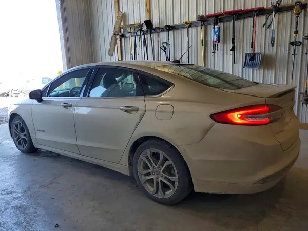 3FA6P0LU4HR357042 2017 FORD FUSION - Image 2