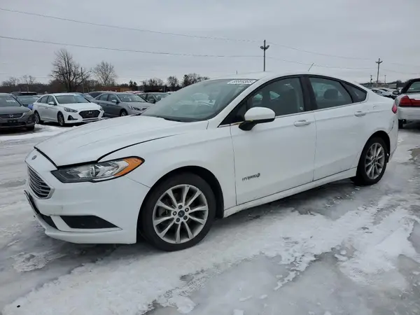 3FA6P0LU4HR358658 2017 FORD FUSION - Image 1