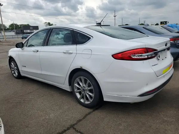 3FA6P0LU4HR359552 2017 FORD FUSION - Image 2
