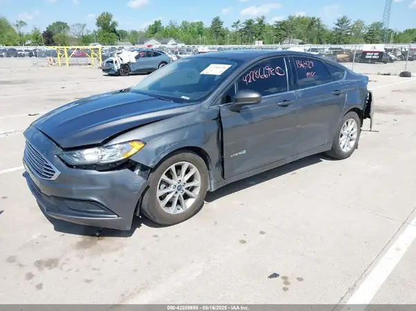 3FA6P0LU4HR374259 2017 FORD FUSION - Image 2