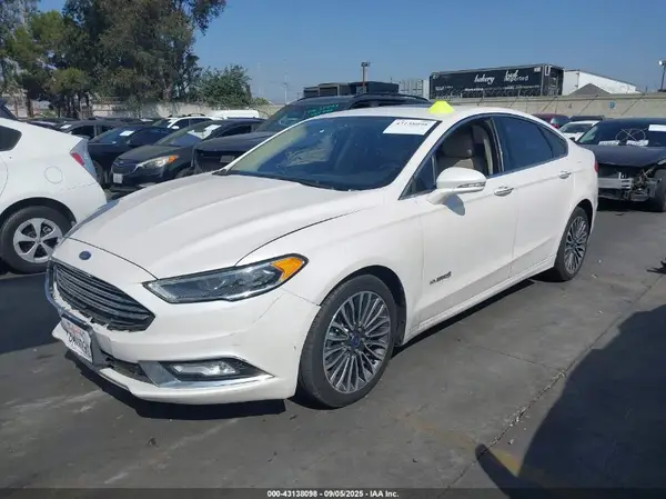 3FA6P0LU4HR379798 2017 FORD FUSION - Image 2