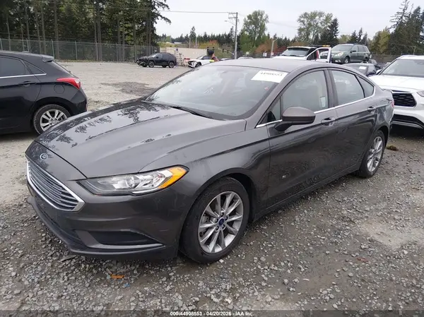 3FA6P0LU4HR385407 2017 FORD FUSION - Image 2