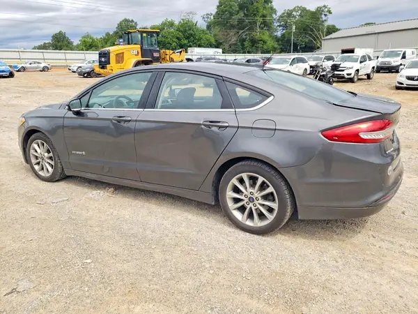 3FA6P0LU4HR393524 2017 FORD FUSION - Image 2