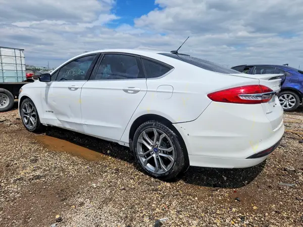 3FA6P0LU4HR399842 2017 FORD FUSION - Image 2
