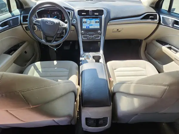 3FA6P0LU4HR400634 2017 FORD FUSION - Image 8