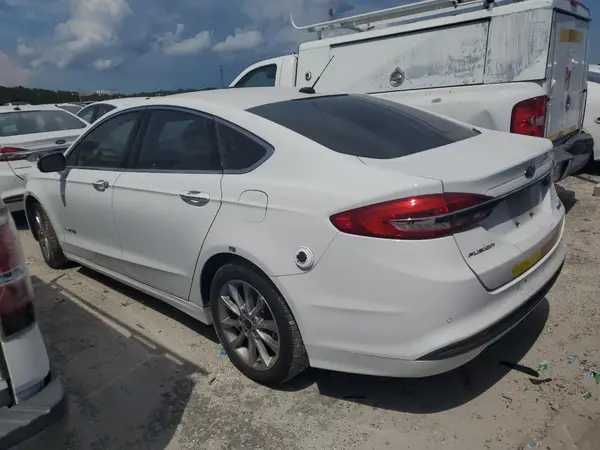 3FA6P0LU4HR400715 2017 FORD FUSION - Image 2