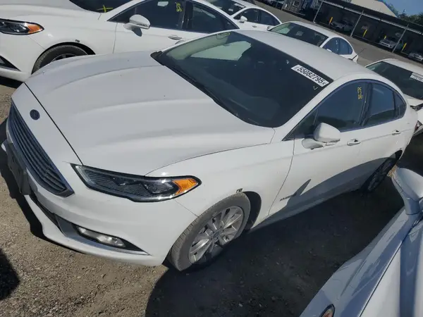 3FA6P0LU4HR408927 2017 FORD FUSION - Image 1