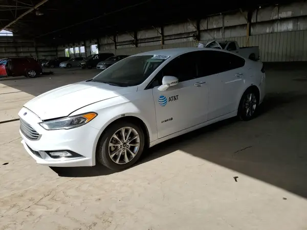 3FA6P0LU4HR409138 2017 FORD FUSION - Image 1