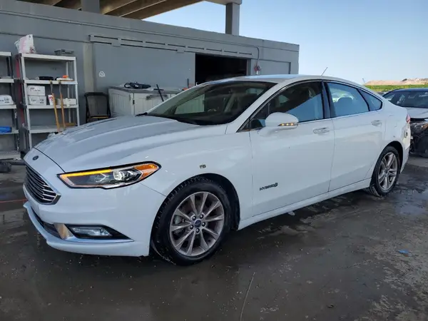 3FA6P0LU4HR409298 2017 FORD FUSION - Image 1