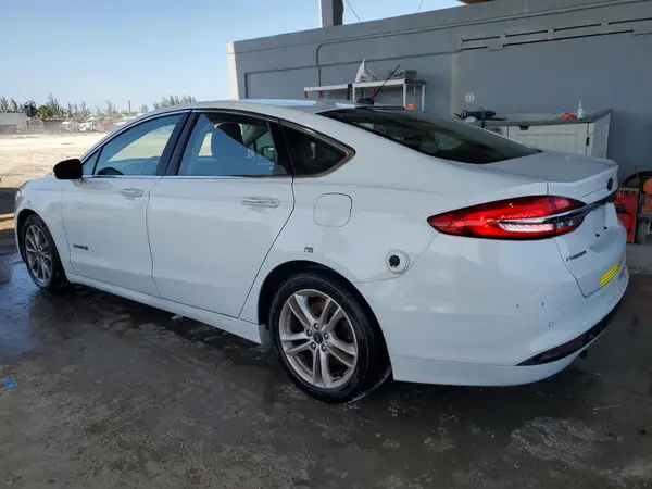 3FA6P0LU4HR409298 2017 FORD FUSION - Image 2