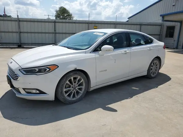 3FA6P0LU4HR409530 2017 FORD FUSION - Image 1
