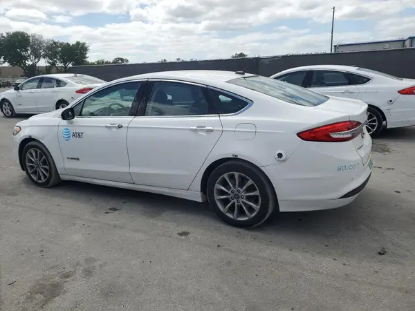 3FA6P0LU4HR409575 2017 FORD FUSION - Image 2