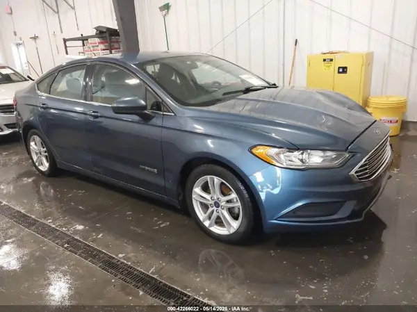 3FA6P0LU4JR110044 2018 FORD FUSION - Image 1