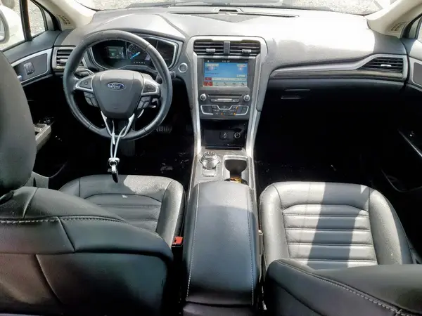 3FA6P0LU4JR118757 2018 FORD FUSION - Image 8
