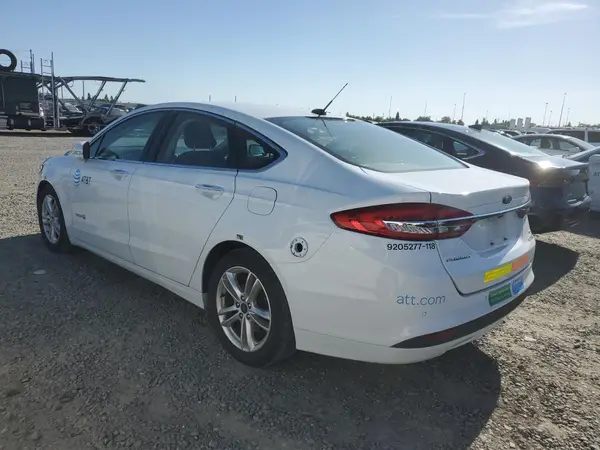 3FA6P0LU4JR118824 2018 FORD FUSION - Image 2