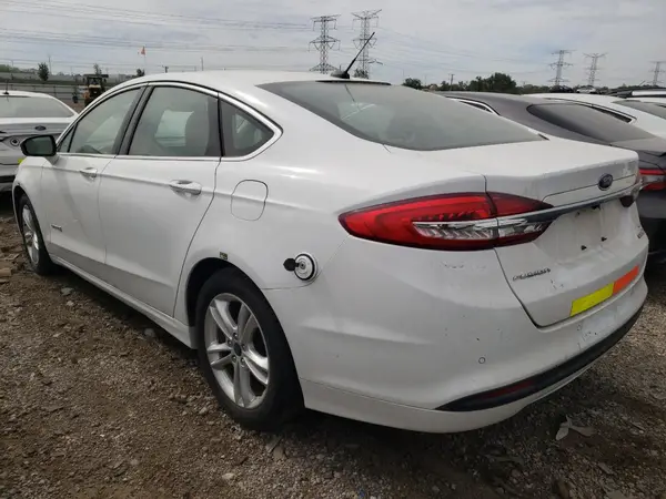 3FA6P0LU4JR129869 2018 FORD FUSION - Image 2