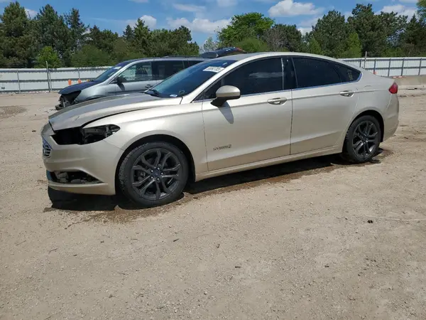 3FA6P0LU4JR132805 2018 FORD FUSION - Image 1