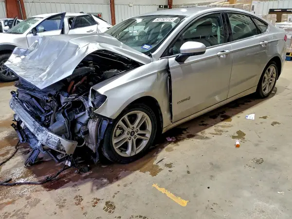 3FA6P0LU4JR133372 2018 FORD FUSION - Image 1