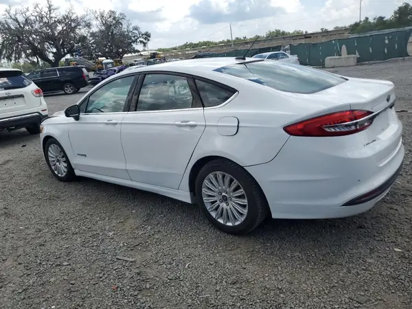 3FA6P0LU4JR137230 2018 FORD FUSION - Image 2