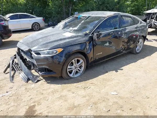3FA6P0LU4JR140290 2018 FORD FUSION - Image 2