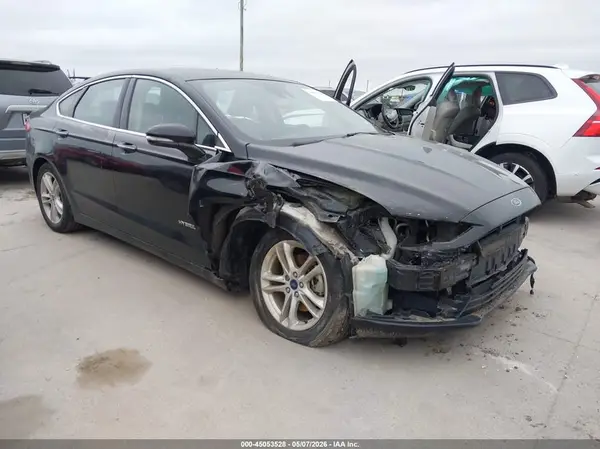 3FA6P0LU4JR140404 2018 FORD FUSION - Image 1