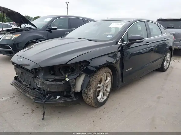 3FA6P0LU4JR140404 2018 FORD FUSION - Image 2