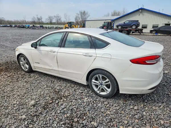 3FA6P0LU4JR160474 2018 FORD FUSION - Image 2