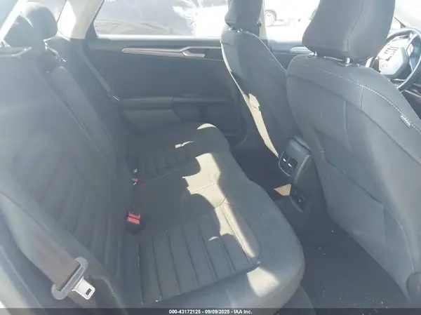 3FA6P0LU4JR162984 2018 FORD FUSION - Image 8