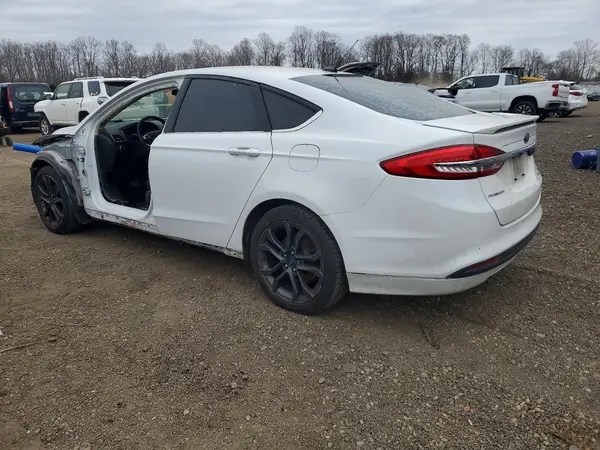 3FA6P0LU4JR168865 2018 FORD FUSION - Image 2