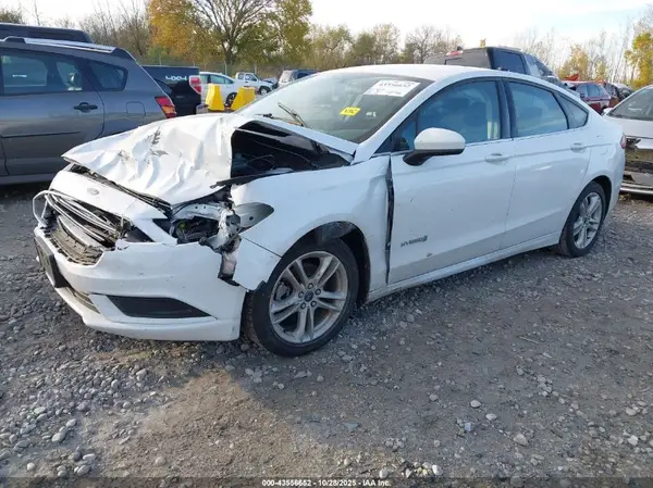 3FA6P0LU4JR169997 2018 FORD FUSION - Image 2