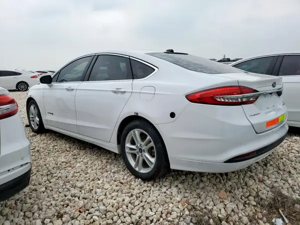 3FA6P0LU4JR171815 2018 FORD FUSION - Image 2