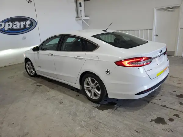3FA6P0LU4JR171832 2018 FORD FUSION - Image 2
