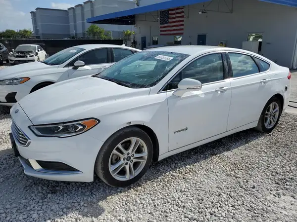 3FA6P0LU4JR172026 2018 FORD FUSION - Image 1