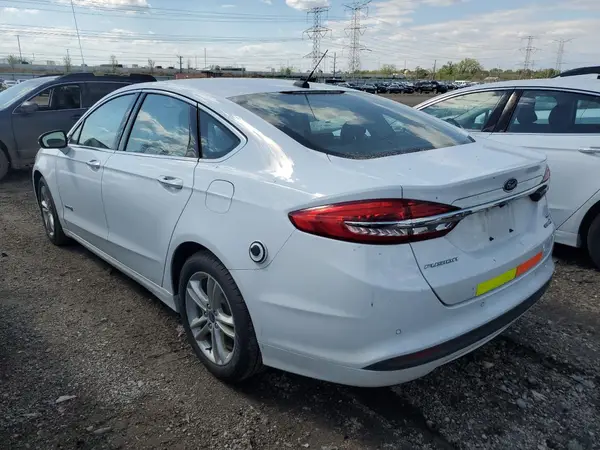 3FA6P0LU4JR172057 2018 FORD FUSION - Image 2