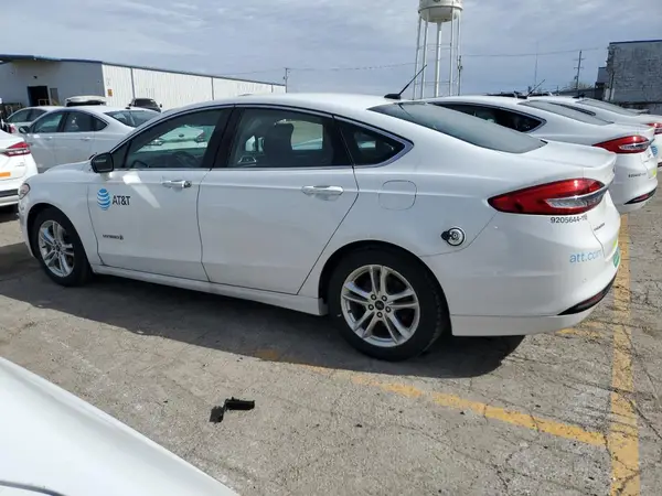 3FA6P0LU4JR172060 2018 FORD FUSION - Image 2