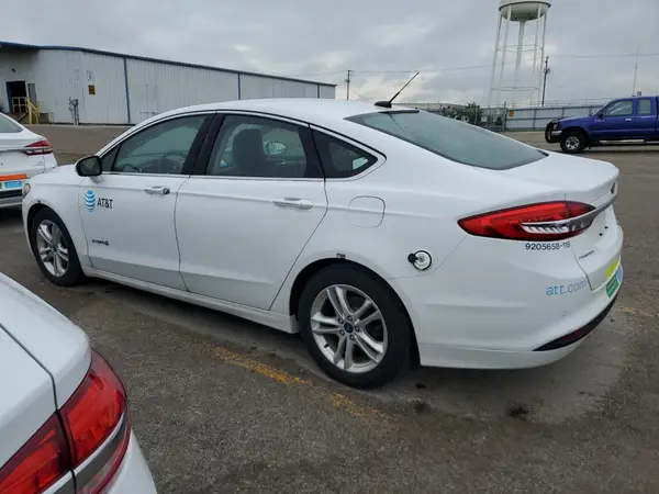 3FA6P0LU4JR172074 2018 FORD FUSION - Image 2