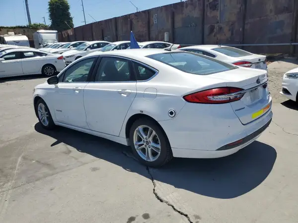 3FA6P0LU4JR172138 2018 FORD FUSION - Image 2