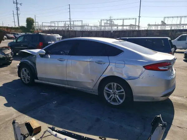 3FA6P0LU4JR173256 2018 FORD FUSION - Image 2