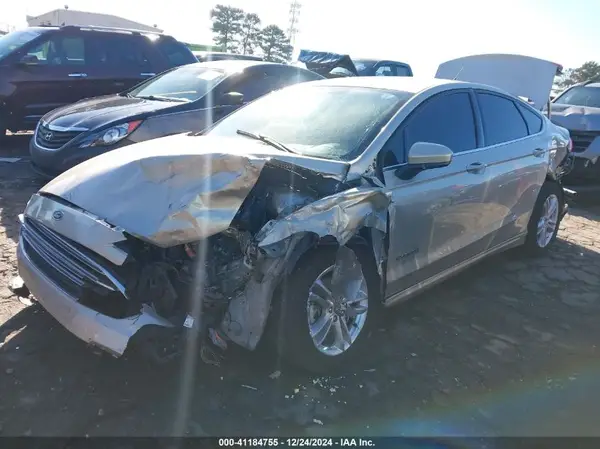 3FA6P0LU4JR197153 2018 FORD FUSION - Image 2